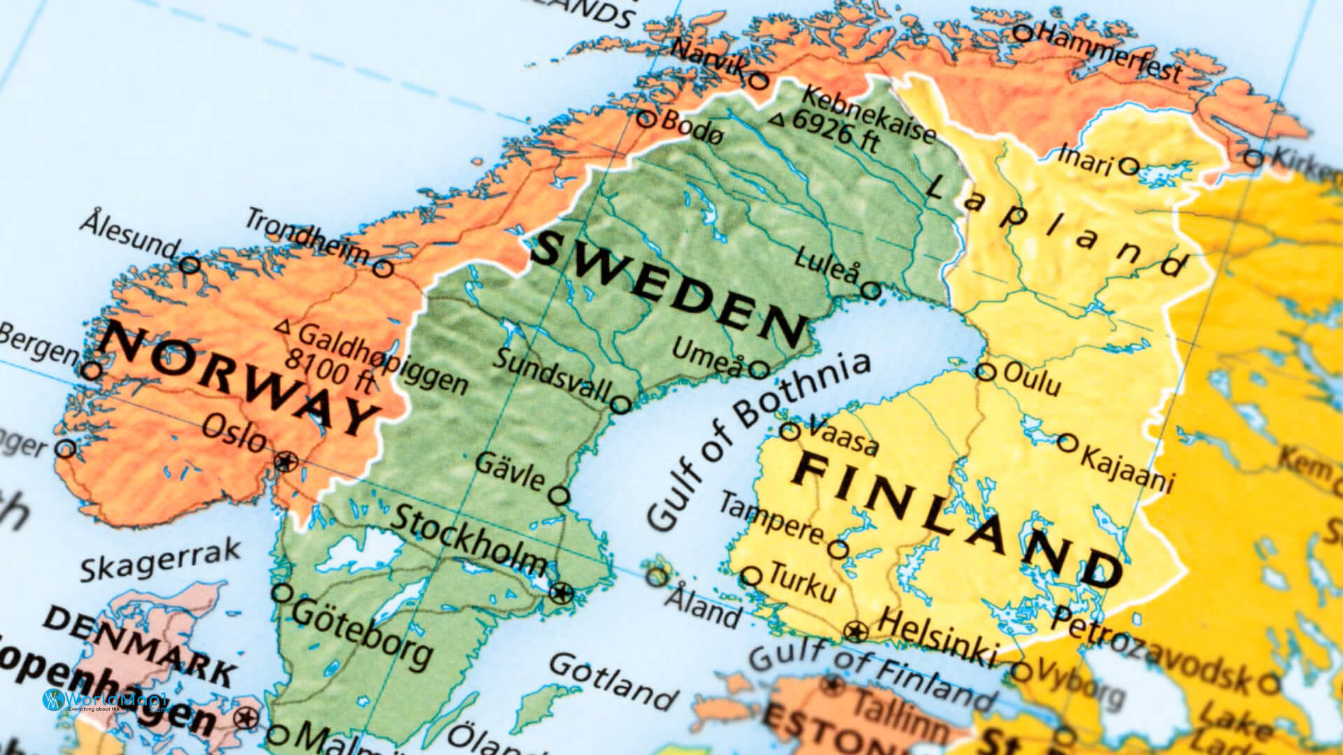 Carte de la Finlande avec la Suède et la Norvège